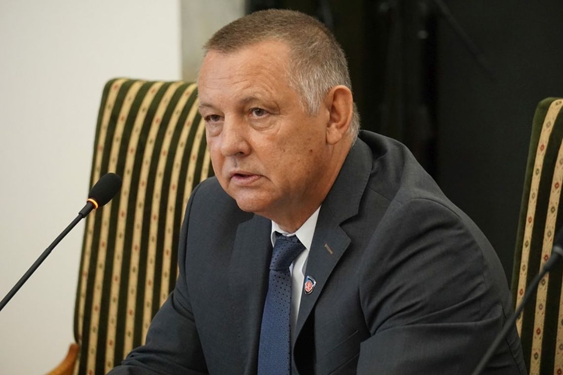Banaś chce uprawnień jak prokuratura. Obnaża działania rządu Banaś chce uprawnień jak prokuratura. Obnaża działania rządu