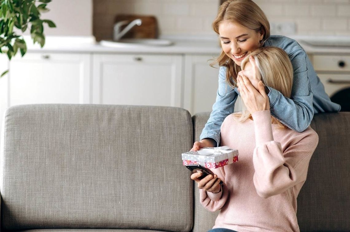 Co kupić na Dzień Matki? Top 5 pomysłów na prezent last minute Co kupić na Dzień Matki? Top 5 pomysłów na prezent last minute