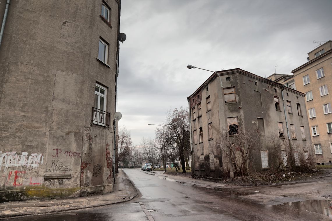 Dziurawy budżet to dziurawe drogi. Ile winni są gminom mieszkańcy gmin? [ARTYKUŁ]