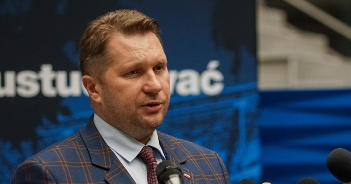 Krótsza kwarantanna dla uczniów? Tego chce minister edukacji Przemysław Czarnek Krótsza kwarantanna dla uczniów? Tego chce minister edukacji Przemysław Czarnek