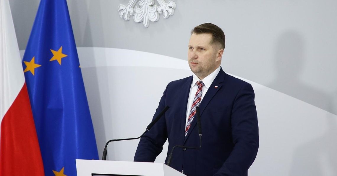 Minister edukacji ma nowe zadanie. Zajmie się reaktorem jądrowym Minister edukacji ma nowe zadanie. Zajmie się reaktorem jądrowym
