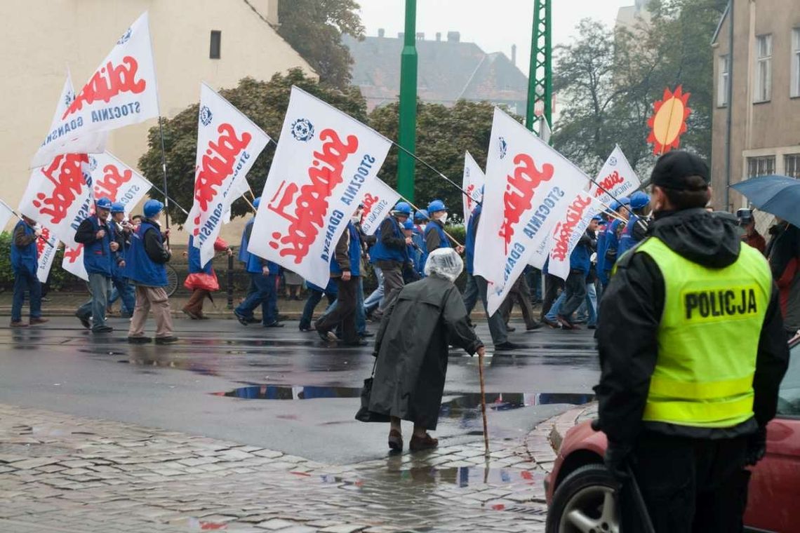 Największe związki zawodowe chcą podwyżek. Strajk wisi w powietrzu [ARTYKUŁ]