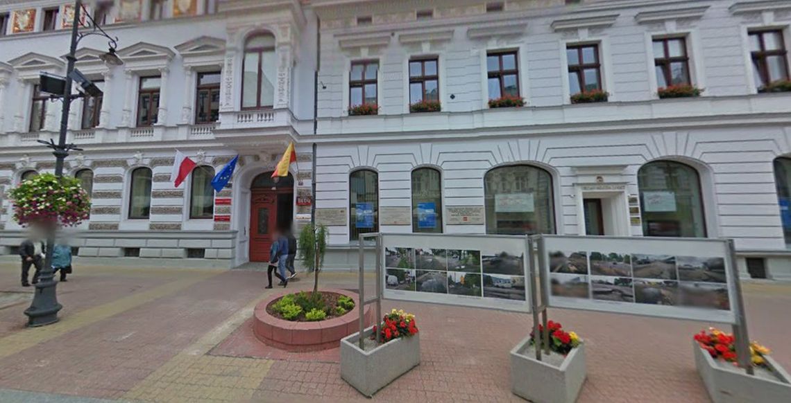 Odsunęła dyrektora za cenzurowanie uczniów. Grożą jej 3 lata więzienia Odsunęła dyrektora za cenzurowanie uczniów. Grożą jej 3 lata więzienia