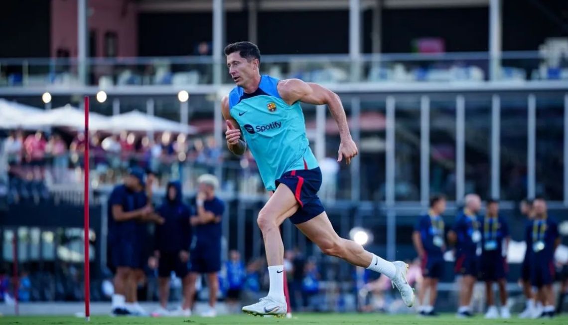 Robert Lewandowski w FC Barcelona. Dziś w Miami oficjalna prezentacja polskiego zawodnika [ARTYKUŁ]