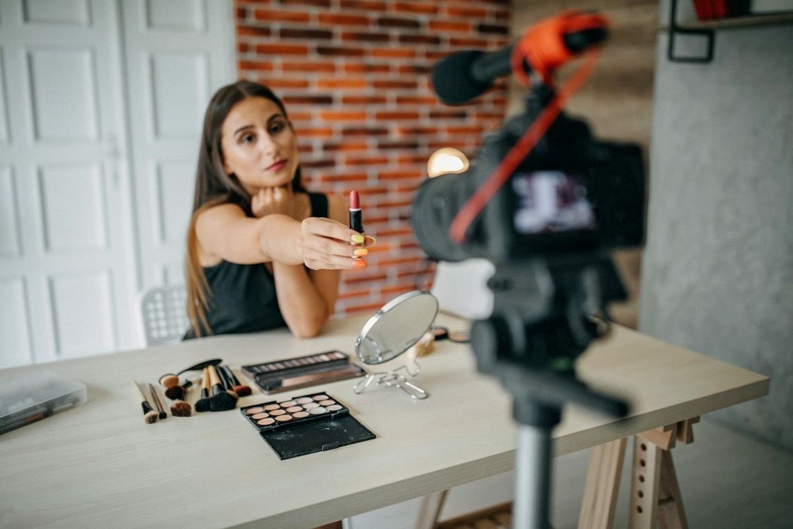UOKiK bierze się za influencerów. Rozliczy ich za kryptoreklamy UOKiK bierze się za influencerów. Rozliczy ich za kryptoreklamy